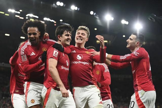 【足总杯】齐尔克泽扳平马圭尔绝杀！曼联2比1莱斯特